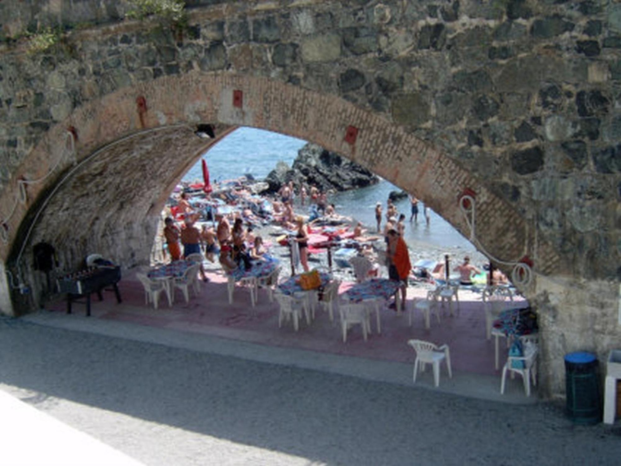 Hotel Puntabella Varazze Kültér fotó