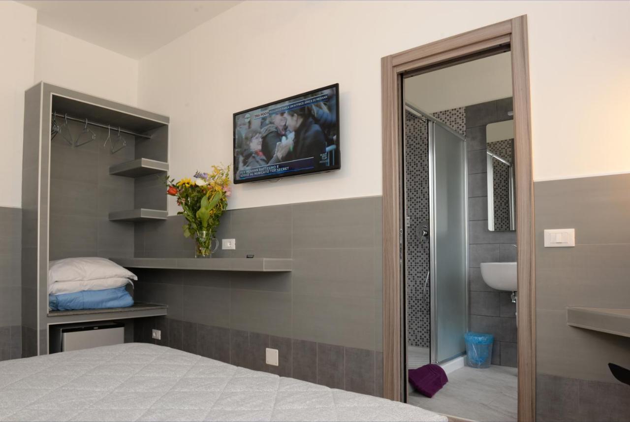 Hotel Puntabella Varazze Kültér fotó
